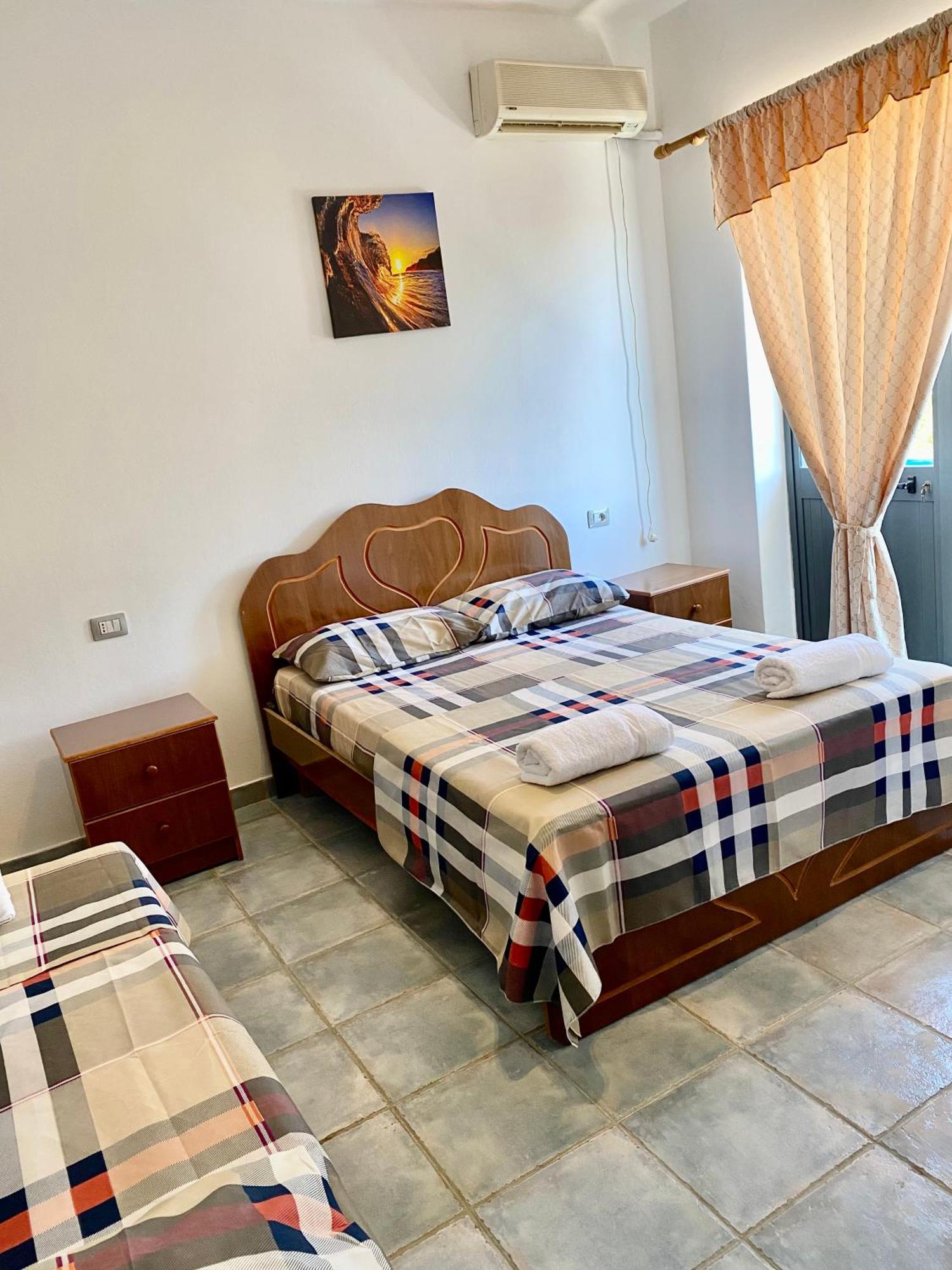Hotel Adriatik Shëngjin Kültér fotó